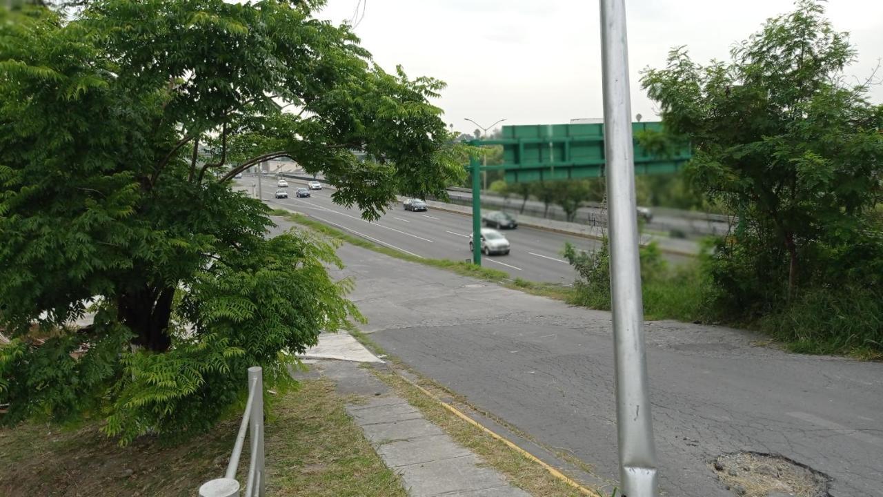 Confort Ejecutivo Suites Lindavista Guadalupe  Eksteriør bilde
