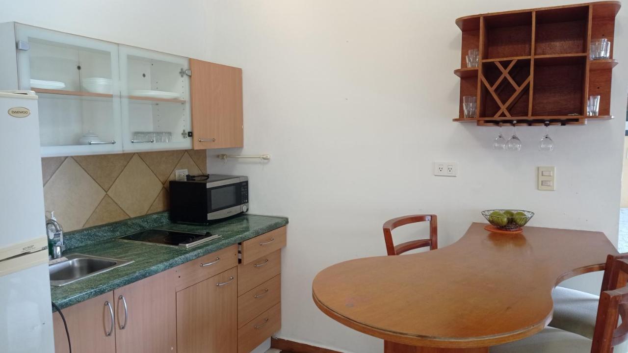 Confort Ejecutivo Suites Lindavista Guadalupe  Eksteriør bilde